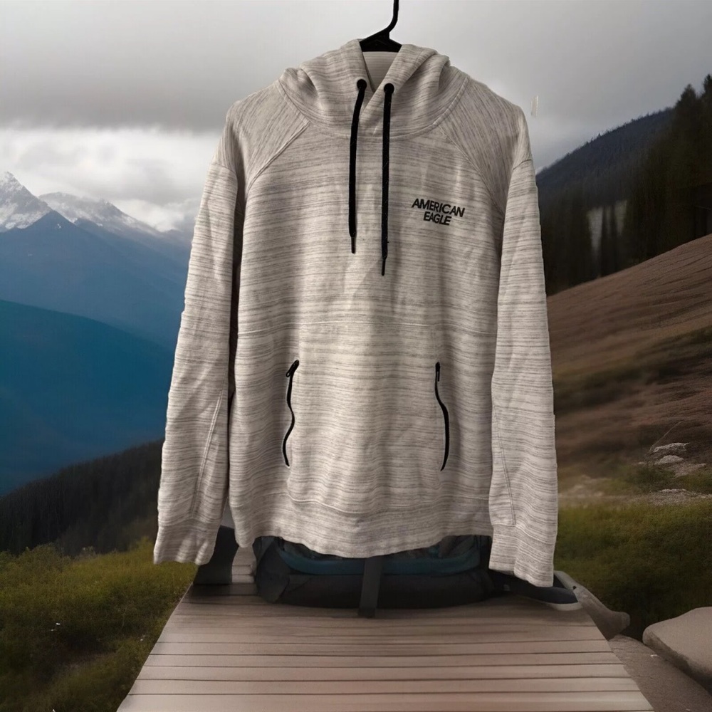 American Eagle Outfitters AEActive Flex Reflective Hoodie Adult L Gray